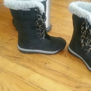 Winter boots